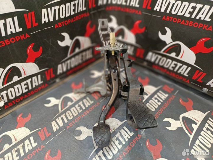 Педальный узел Volkswagen Passat B5 седан