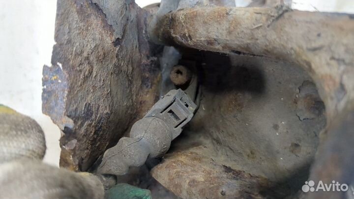 Ступица (кулак, цапфа) Volkswagen Polo, 2010