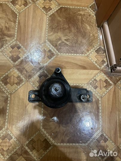 Подушка двигателя honda civic 5D