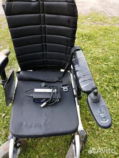Коляска инвалидная с электроприводом
