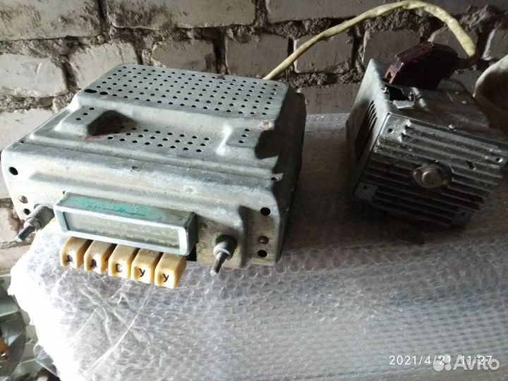 Приемник А-18 для Волга газ-21