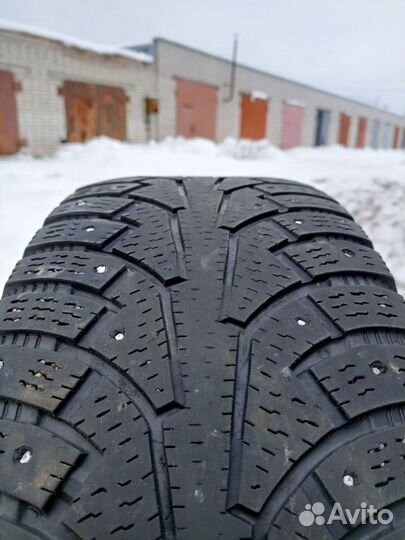 Nokian Tyres Hakkapeliitta 5 235/65 R18