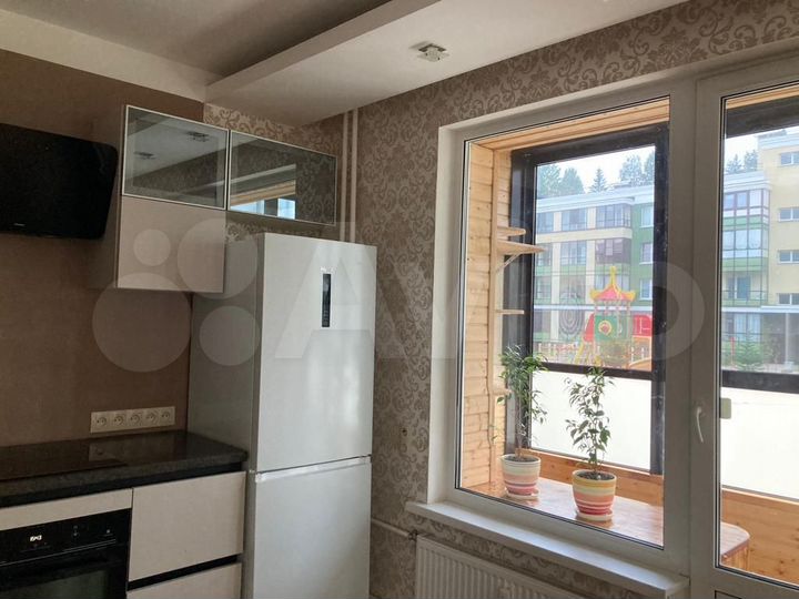 2-к. квартира, 53,3 м², 1/4 эт.