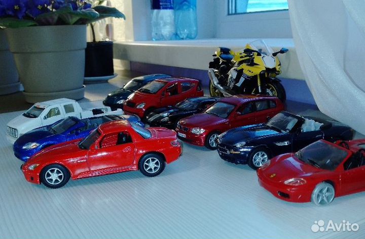 Игрушечные машинки