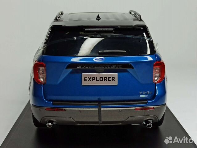 Ford Explorer Blue 1:18 Дилерский