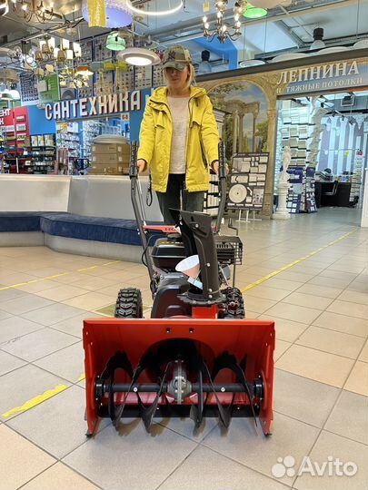 Снегоуборщик Honda HSS 569 GX-270(9Hp)