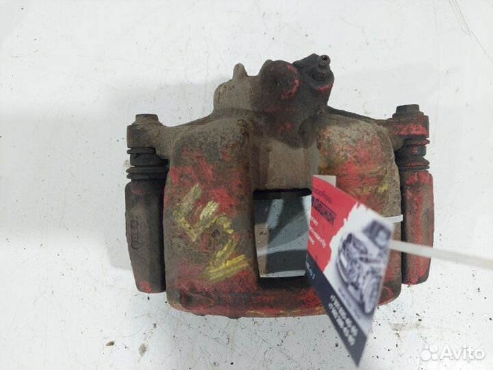 Суппорт передний левый Peugeot 307 универсал 2.0