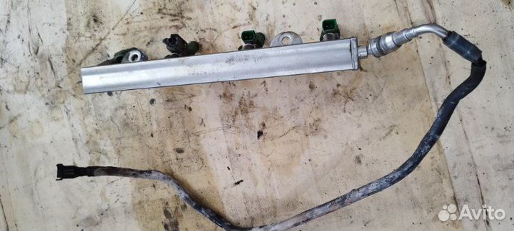 Топливная рейка Kia Sportage SLS G4NA 2015