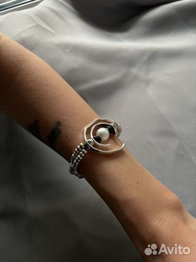 Браслет из натуральной кожи с бусинами