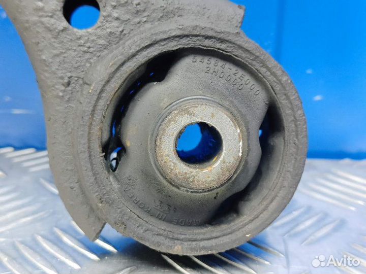 Рычаг передний правый Kia Sorento 2 XM 2.2 D4HB