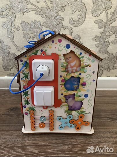 Бизиборд домик со светом