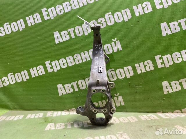 Кулак поворотный передний правый Nissan Skyline