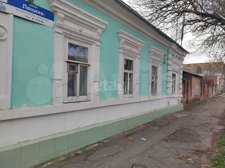 Дом 208 м² на участке 6 сот.