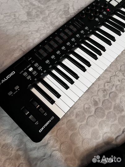 M audio oxygen 49