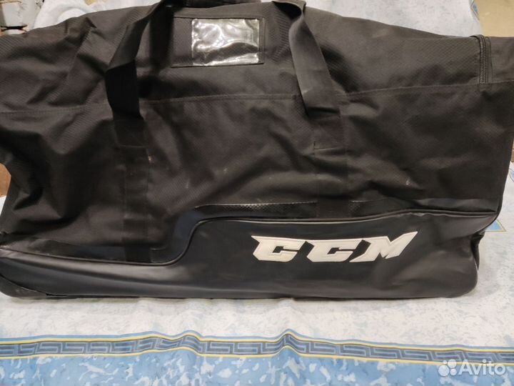 Хоккейный баул на колесах