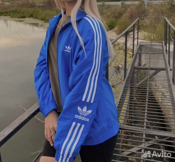 Олимпийка куртка ветровка adidas