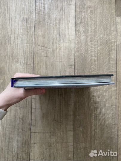 Книга Искусство десерта и фотографии Ломелино