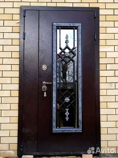 Входные металлические двери со стеклопакетом термо