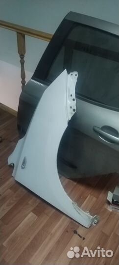 Hyundai ix35 крыло