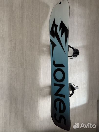 Сноуборд с креплениями Jones+Flow NX2