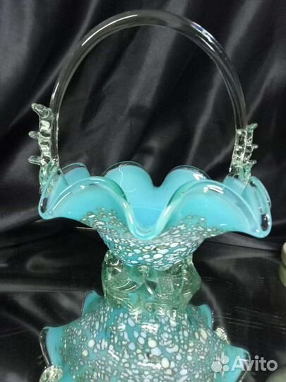 Вазы Красный май