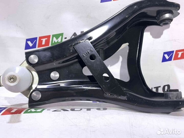 Рычаг передней подвески нижний Renault Fluence / M