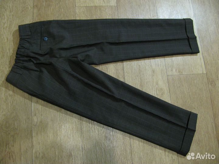 Школьная форма (на рост 122 и 128)