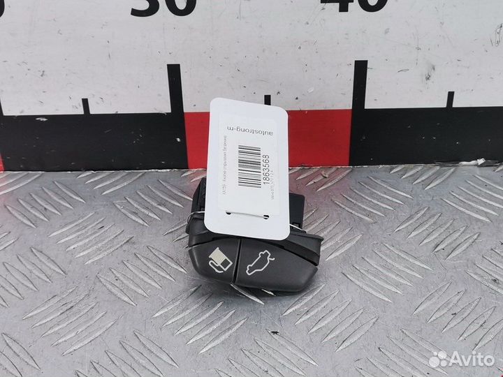 Кнопка открывания багажника Volvo S70 V70 1