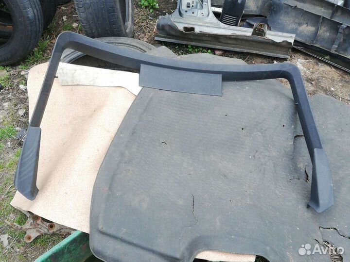 Накладка крышки багажника Шкода октавия 3 а7