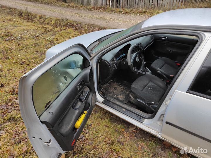 Volkswagen Golf 1.9 МТ, 2000, 350 000 км