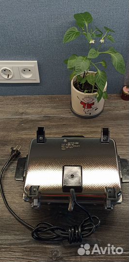 Гриль контактный, вафельница, эвгк-1,0/220, электр