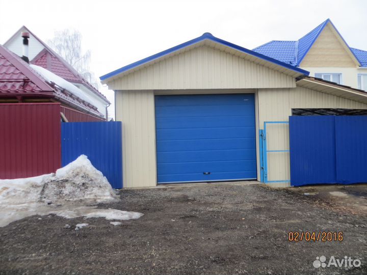 Ворота секционные гаражные 2х2 м Дорхан