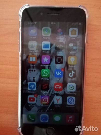 Телефон iPhone 7 plus