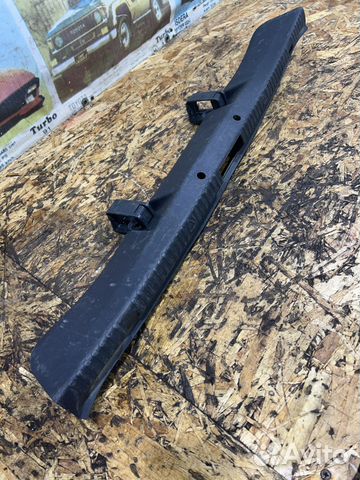 Накладка замка багажника Шкода Рапид NH3