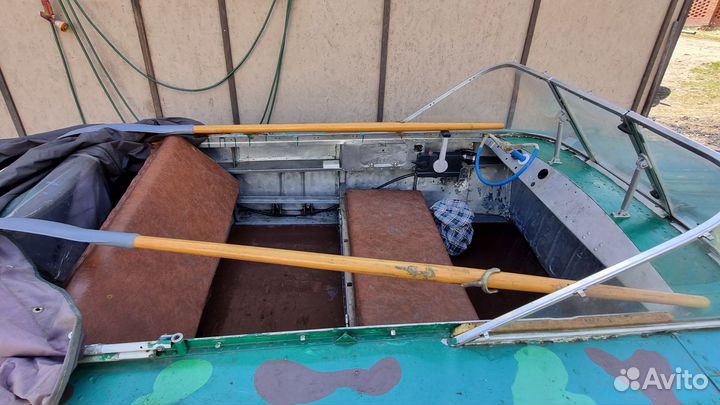 Продам лодку с мотором