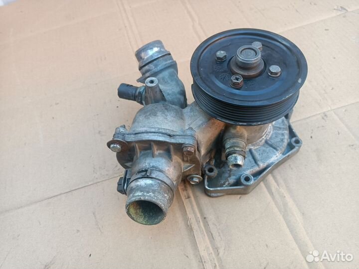 Помпа Range Rover M62B44