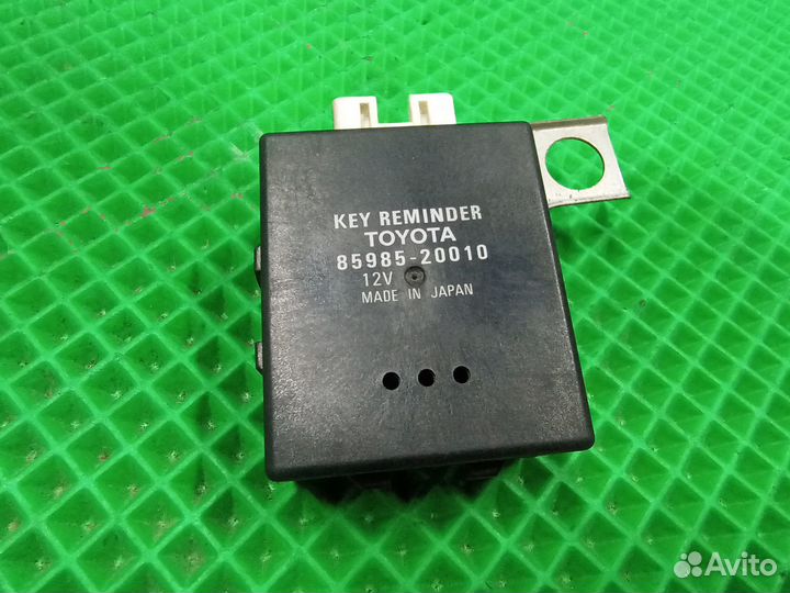 Реле напоминания о ключе Toyota Corona 1995 859852