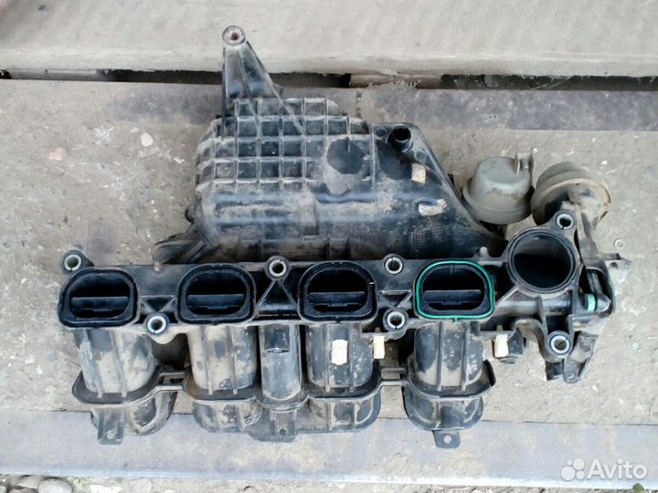 Коллектор впускной форд 1.8 2.0