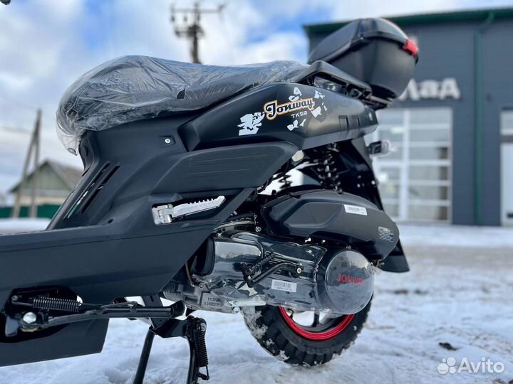 Скутер бензиновый Tank