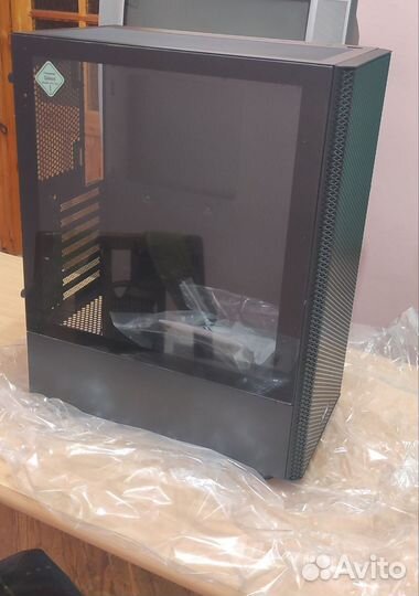 Корпус XPG valor mesh