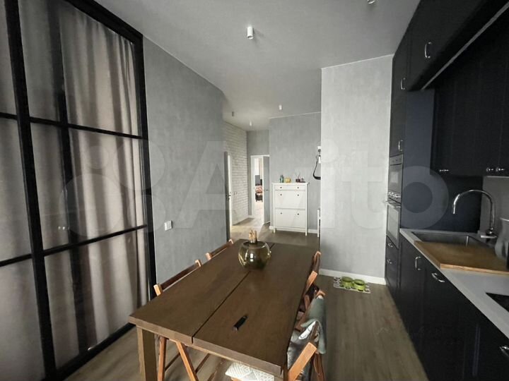 3-к. квартира, 70 м², 10/14 эт.