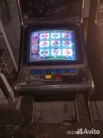 Игровой автомат 90х. Рабочий