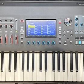 Roland fantom 8