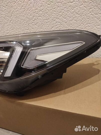 Фара hyundai tucson