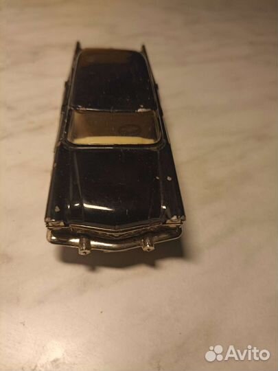 Модели автомобилей СССР Чайка газ 13