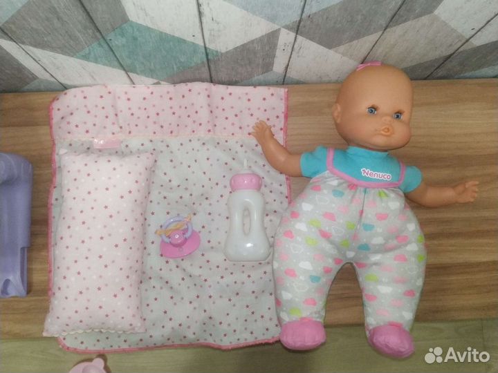 Кукла пупс Famosa Nenuco Ненуко с кроваткой