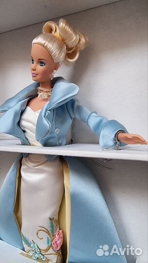 Коллекционная кукла Barbie Serenade in Satin