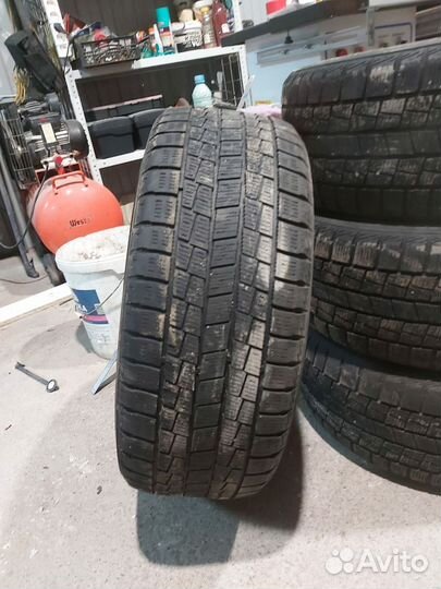 Goform W705 215/55 R17