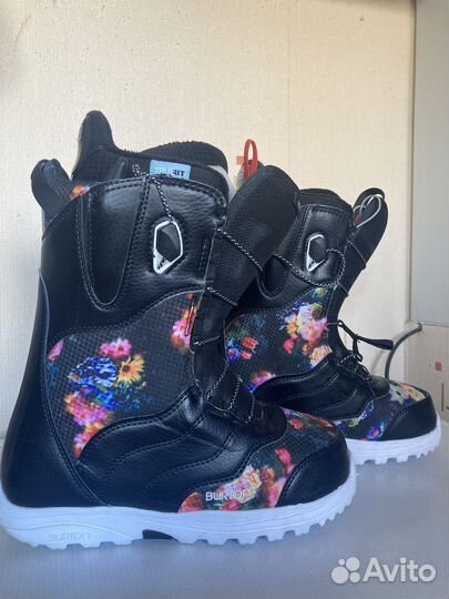 Сноубордические ботинки burton