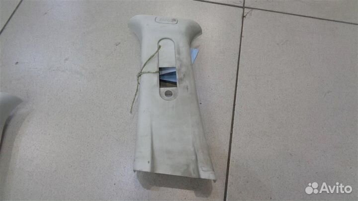 Обшивка стойки средняя левая (внутри) Dodge Calib